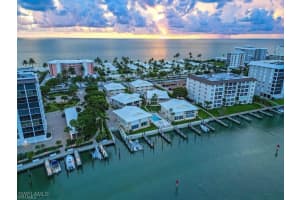 2500 Gulf Shore Blvd N S9, Naples 2500 Gulf Shore Blvd N S9, Naples