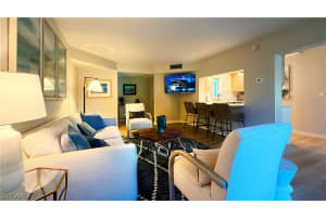 208 Bob O Link Way 208a, Naples