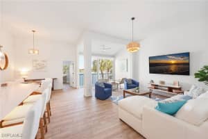 2711 Citrus Lake Dr F305, Naples