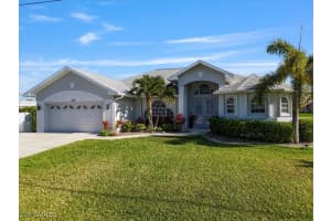 2717 Sw 29th Pl, Cape Coral
