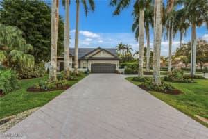 123 Newport Dr, Naples