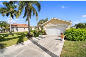 2233 Se 18th Ave, Cape Coral