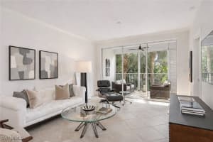 7725 Pebble Creek Cir 204, Naples