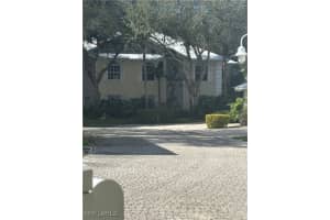 1270 Shady Rest Ln 403, Naples 1270 Shady Rest Ln 403, Naples