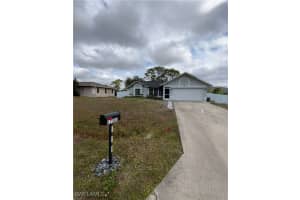 17381 Arizona Rd, Fort Myers