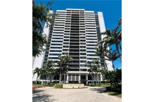 5601 Turtle Bay Dr W 602, Naples