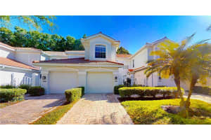 2200 Arielle Dr 1005, Naples