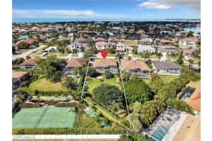 616 Hernando Dr, Marco Island