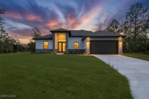 705 8th Ave, Lehigh Acres