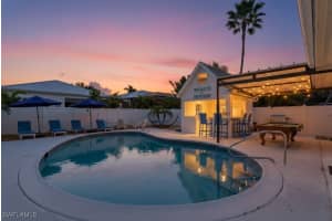 839 100th Ave N, Naples