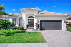 4797 Cerromar Dr, Naples