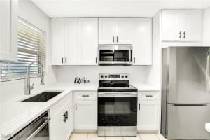 499 Forest Lakes Blvd 312, Naples