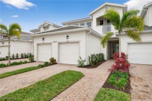 4563 Arboretum Cir 202, Naples