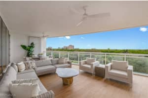 13925 Old Coast Rd 403, Naples