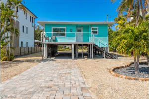 270 Dundee Rd, Fort Myers Beach