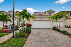 4646 Arboretum Cir 201, Naples