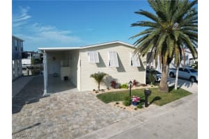 17830 Peppard Dr, Fort Myers Beach