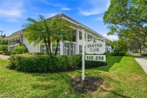 268 Banyan Blvd 268, Naples