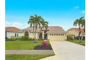 2126 E Crown Pt, Naples