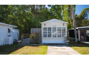 8516 Pepperwood Dr, Estero