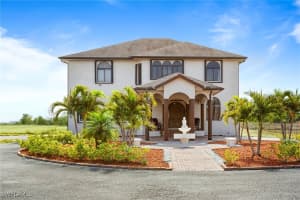 3880 62nd Ave Ne, Naples