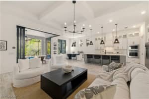 16265 Verilyn Cir, Naples