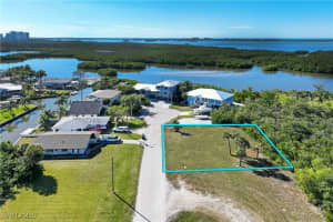 24519 Sailfish St, Bonita Springs