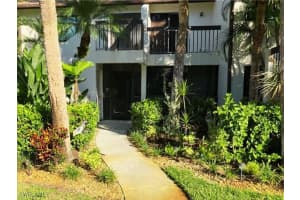 1826 Kings Lake Blvd 7-101, Naples