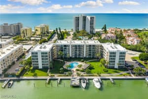 3500 Gulf Shore Blvd N 406, Naples