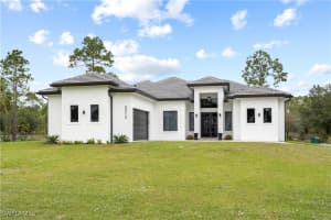 2313 6th Ave Se, Naples