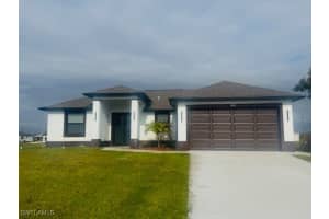 165 Patio St, Lehigh Acres