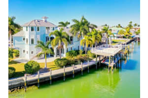 167 San Salvador St, Naples