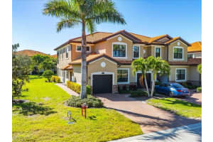 26141 Palace Ln 201, Bonita Springs