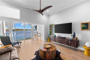 2571 Citrus Lake Dr 201b, Naples