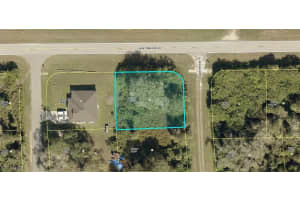 120 Dexter Ave S, Lehigh Acres