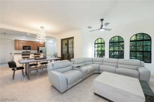9145 Chula Vista St 13004, Naples