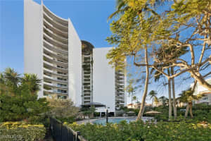 3951 Gulf Shore Blvd N 505, Naples