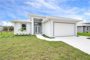 652 Kraft St, Lehigh Acres