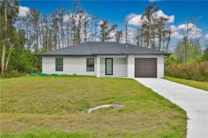 640 Lydia St, Lehigh Acres