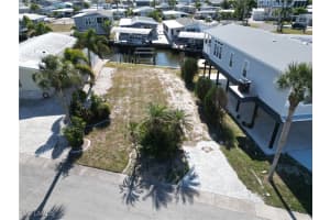 11391 Azalea Ln, Fort Myers Beach