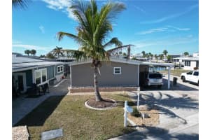 17700 Peppard Dr, Fort Myers Beach