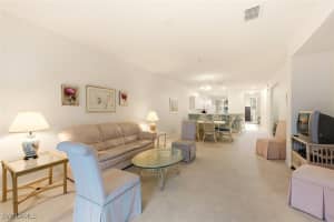 4843 Hampshire Ct 106, Naples