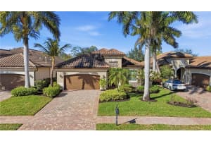 3022 Aviamar Cir, Naples