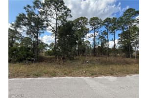 822 Appleton Ave, Lehigh Acres