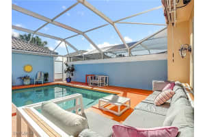 6186 Towncenter Cir, Naples