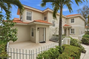 7680 Oleander Gate Dr J202, Naples