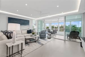 21 Bluebill Ave B-302, Naples