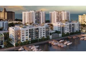 179 Southbay Dr 603, Naples