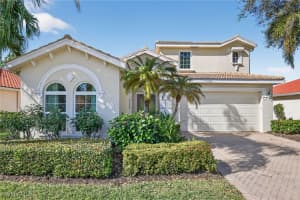 1592 Serenity Cir, Naples