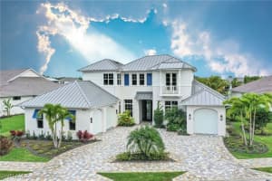 16716 Enclave Cir, Naples